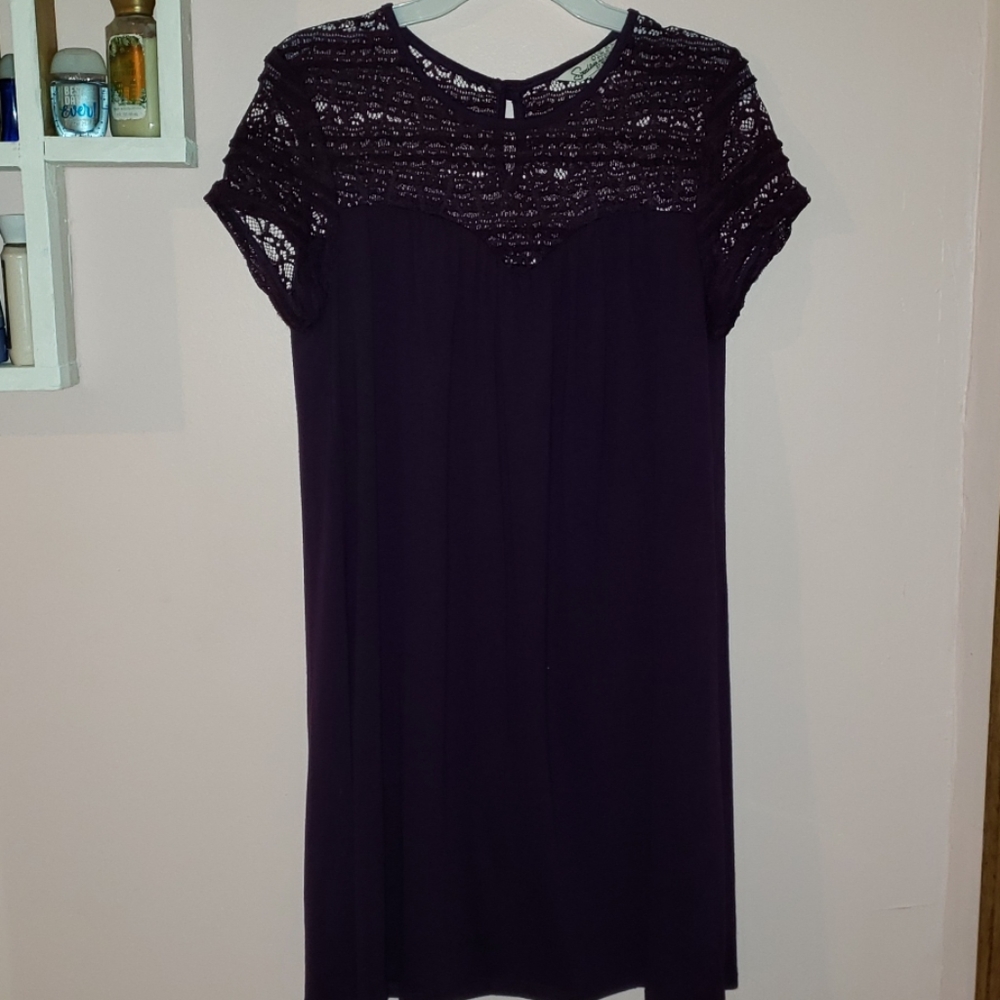 Plum dress w/lace neckline